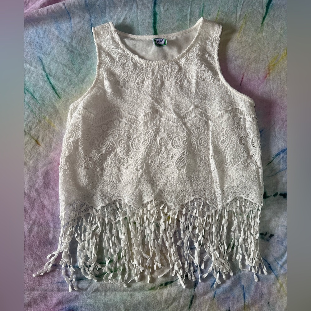 Boho White Lace Cropped All Around Fringed Sleeveless Top